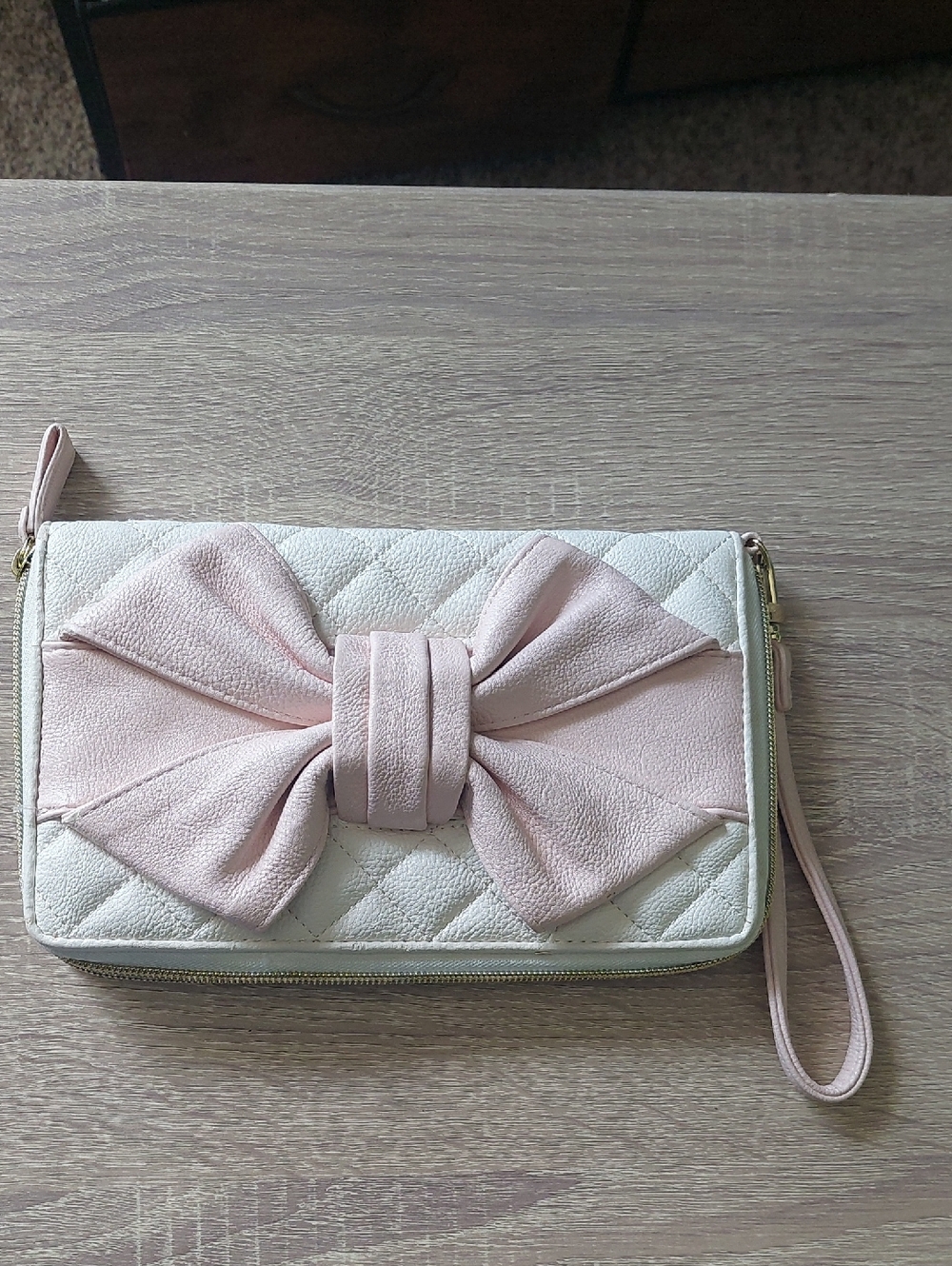 Betsey Johnson White Quilted Wristlet with Pink Bow Accent